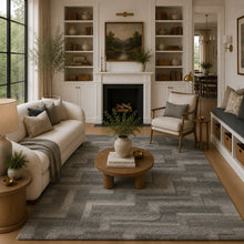 Geometric Hand-Tufted Wool Rug